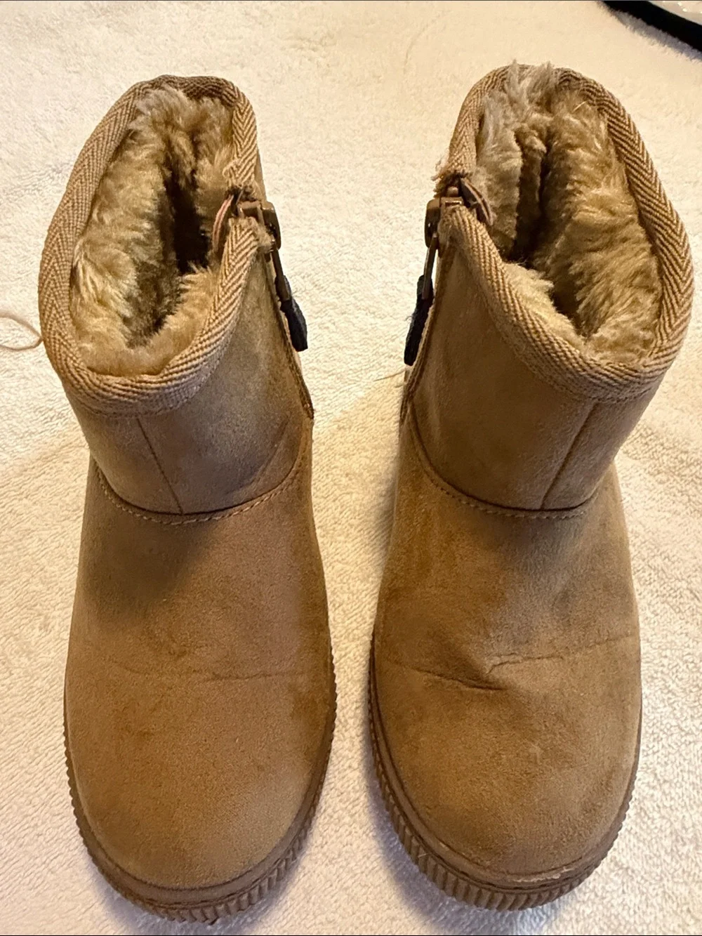 Cat & Jack Kids Brown Faux-Suede Fur-Lined Ankle Boots
